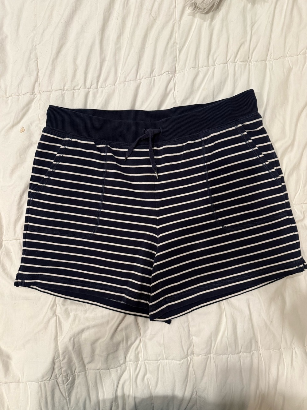 LL Bean Striped Navy and White Women's Cotton Knit Shorts - Medium